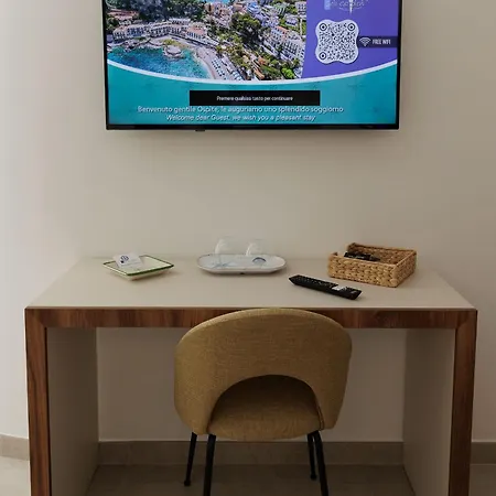 Sea Garden Luxury 4* Джардини-Наксос